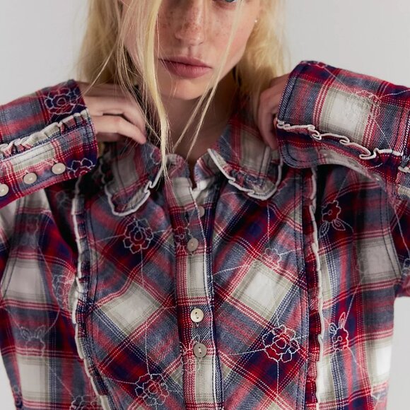 We The Free Georgia Plaid Embroidered Button Down - Picture 4 of 5